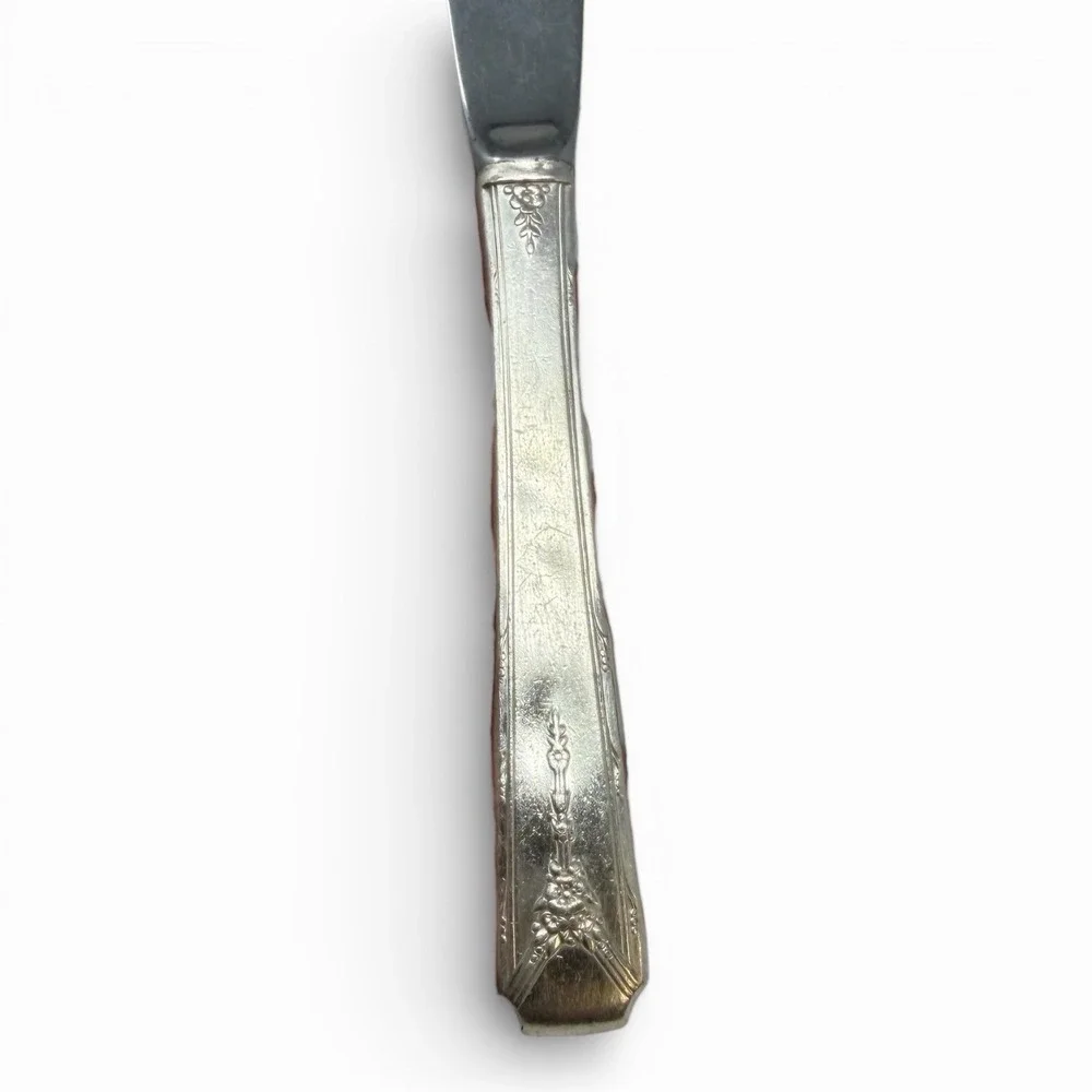 Oneida Community Plate Silverplate - MILADY, 1940 -‎ Dinner Knife 9 1/2
